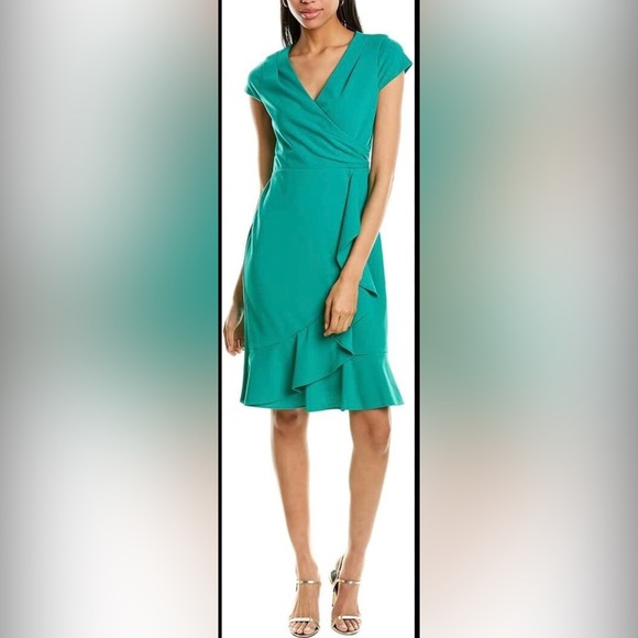 London Times Dresses & Skirts - NWT London Times Cap Sleeve V-neck Green w/Ruffle Faux Wrap Skirt Dress- 6
